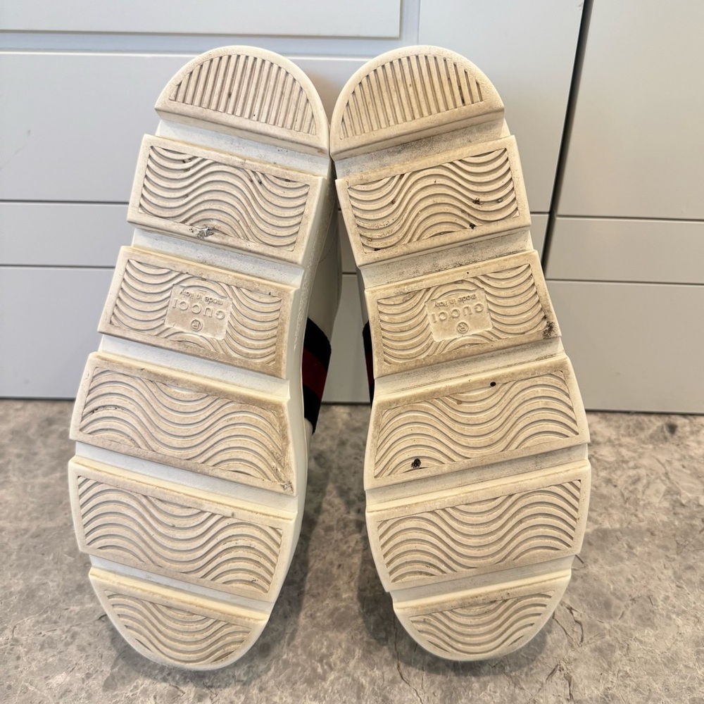Gucci Ace Bee Sneaker - Picture 9 of 9